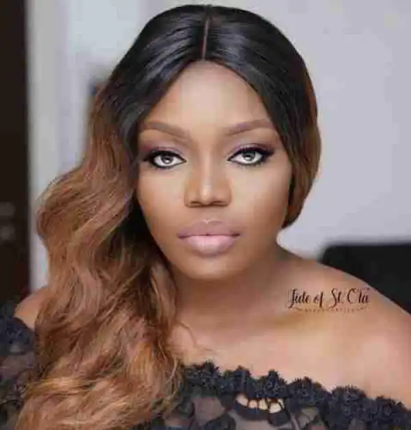 BBNaija 2017 Ex-Housemate, Bisola, Shares Stunning New Photos